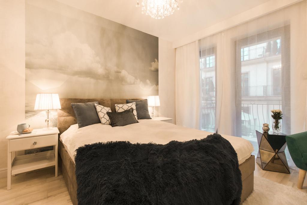 Kings City - Skawinska Apartment Краков Экстерьер фото
